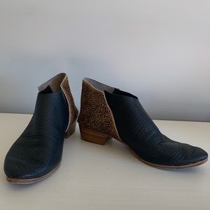 Sevilla Smith boots